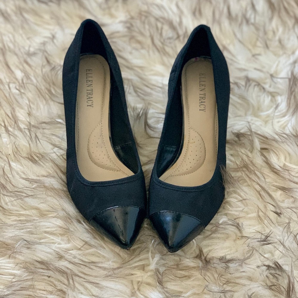 Ellen Tracy Heels